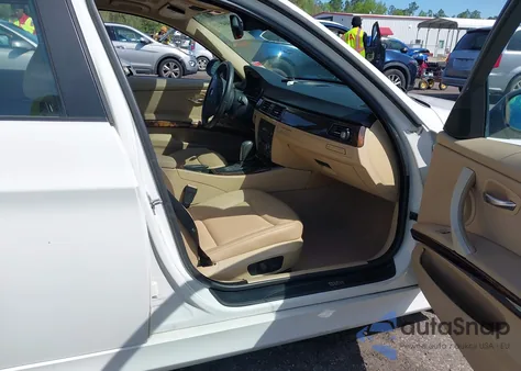 2008 BMW 328Xi z USA, uszkodzony, nr VIN WBAVC73598KX92658